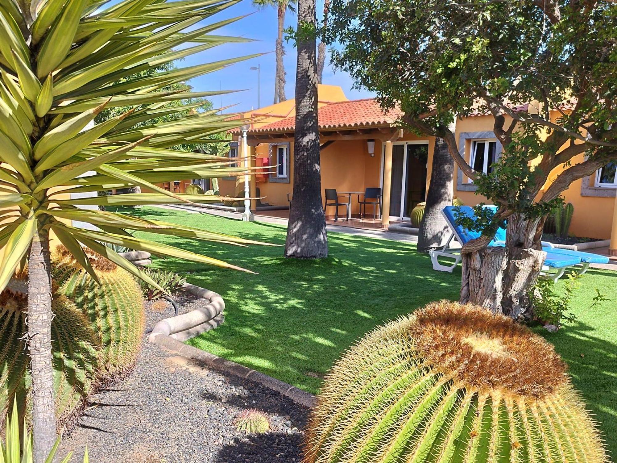 Bungalows Los Almendros - Exclusive Vacation Club プラヤ・デル・イングレス エクステリア 写真